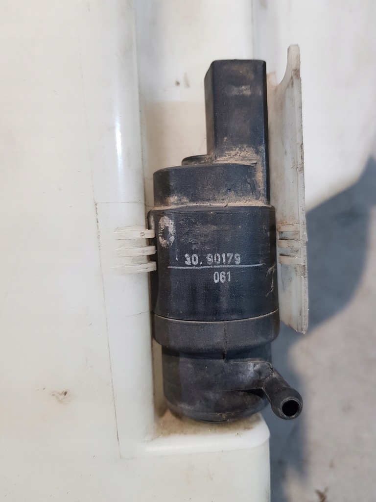 фото №7, Bmw e46 бак рідина омивача 83628089 5.3l