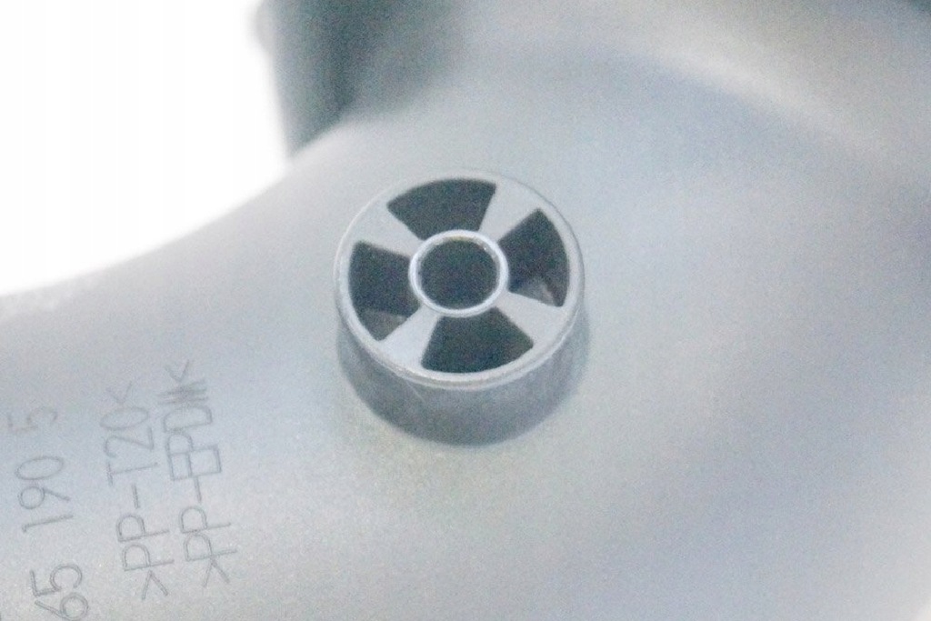 фото №6, Porsche cayenne 9pa двигатель правый адаптер трубка впуск 95511053420