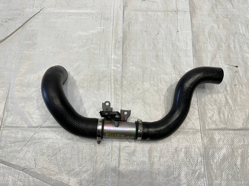 фото №1, Suzuki swift mk8 1.0 шланг інтеркулер