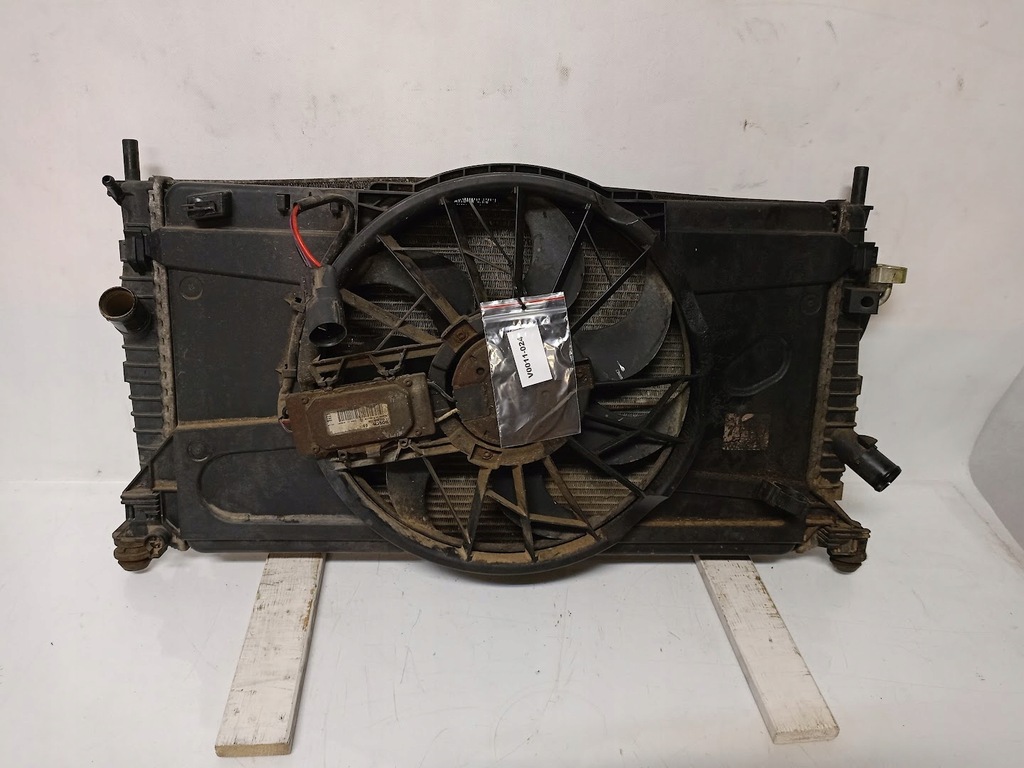 фото №1, Комплект радиатор вентиляторы 2,0 дизель volvo v50