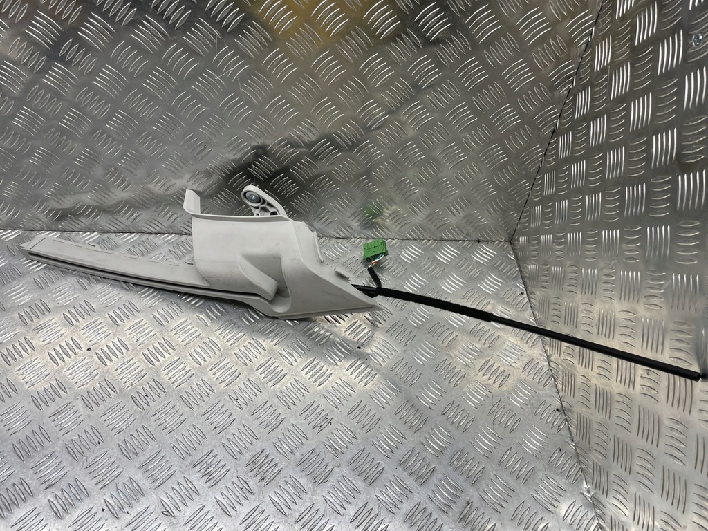 фото №1, Mercedes w213 напрямна моторчик шторка ліва a2138100127