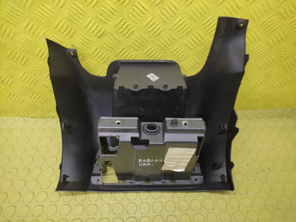 фото №3, Skoda fabia 2 корпус консоли радио 5j1858089