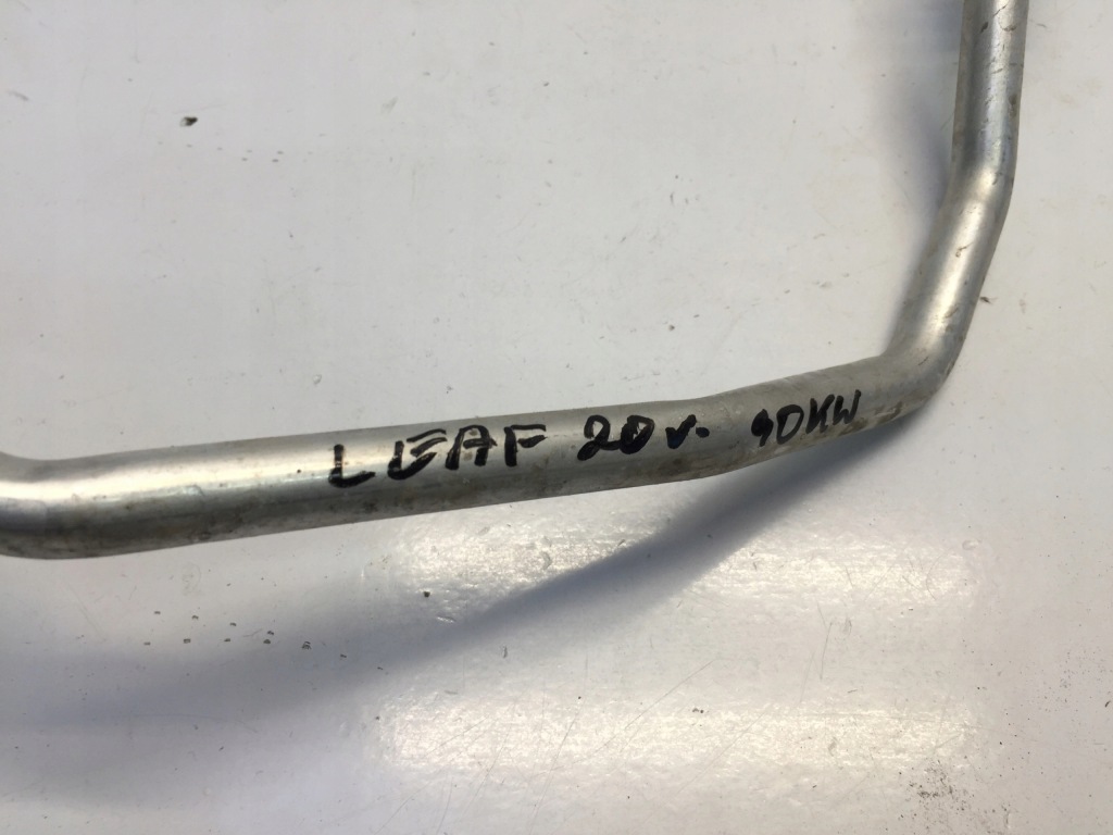 фото №2, Nissan leaf ii 2 шланг кондиционера трубка