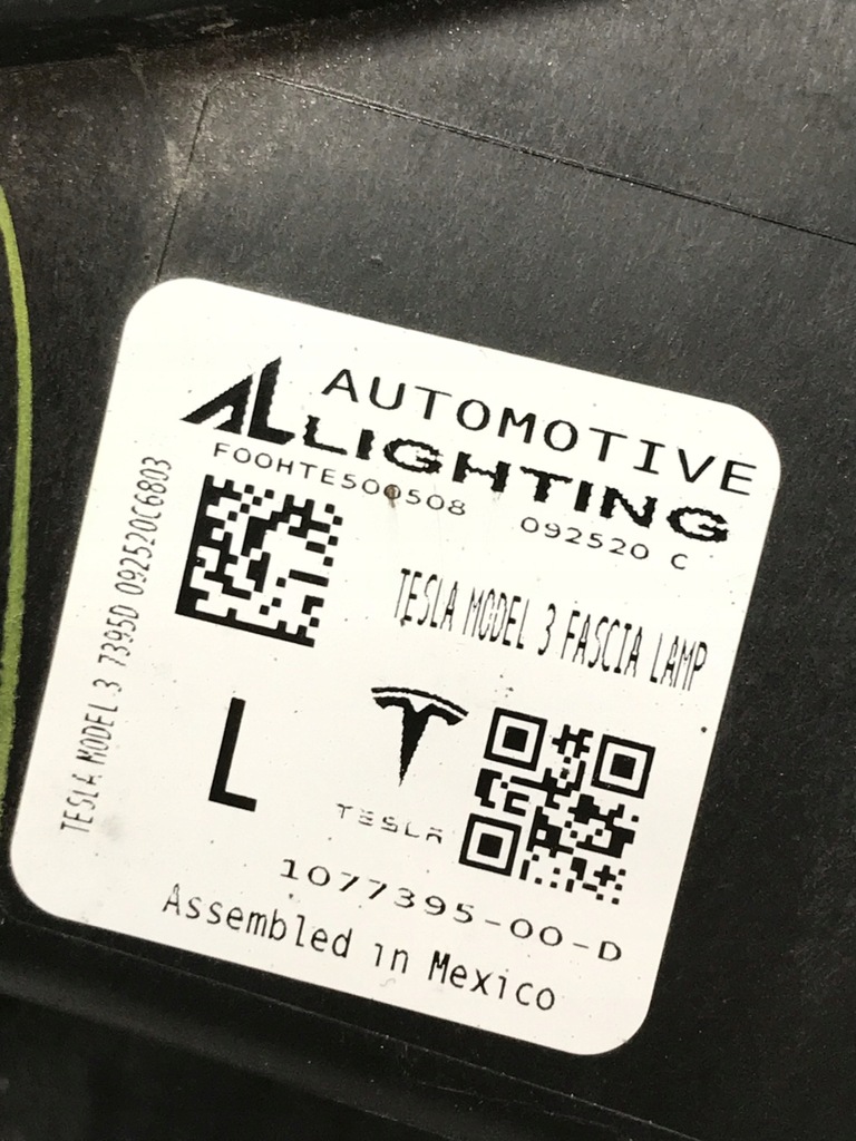 фото №12, Tesla 3 противотуманная фара передний левый led 1077395-00-d
