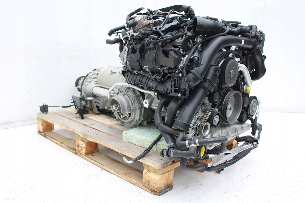 фото №14, Audi a4 a5 q5 двигатель 3.0 tfsi cwg бензин пробег 22 km километров cwgd a4