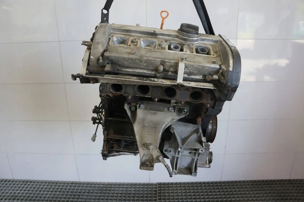 фото №6, Двигатель блок головка adr kpl audi a4 b5 vw passat b5 1.8