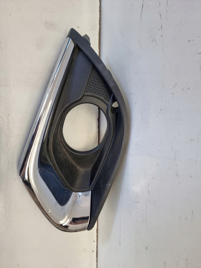 фото №1, Opel corsa e решётка бампера 13399276 оригинал