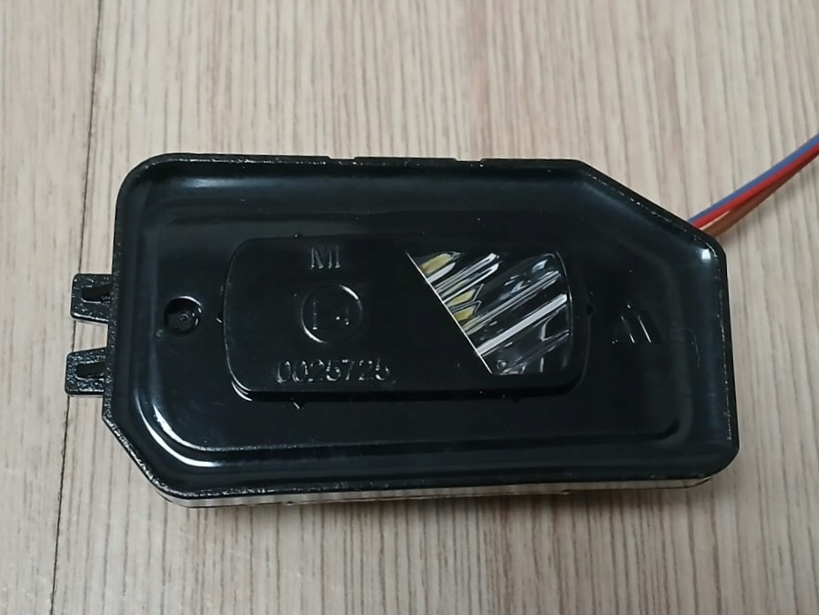 фото №1, Mercedes glb x247 gla ii h247 лампа led подсветка lewego зеркало оригинальный номер