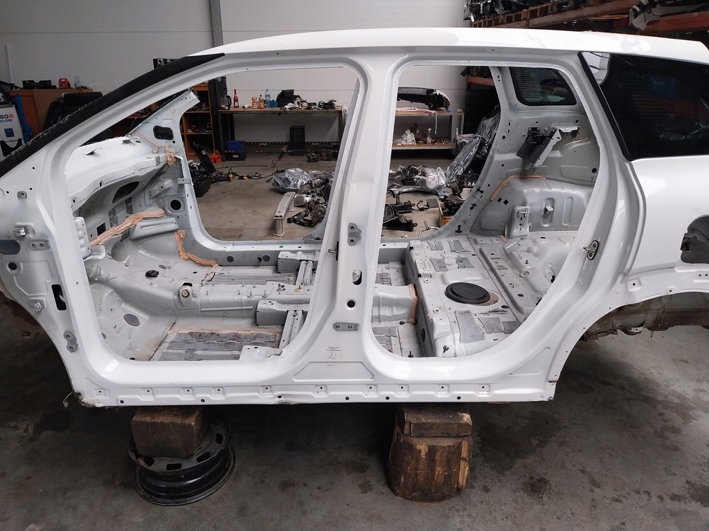 фото №10, Чверть перед ліва лонжерон citroen c3 iii aircross lift 23r