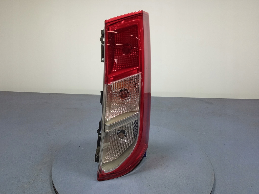 фото №1, Dacia dokker lift лампа задня права задня 265509604r