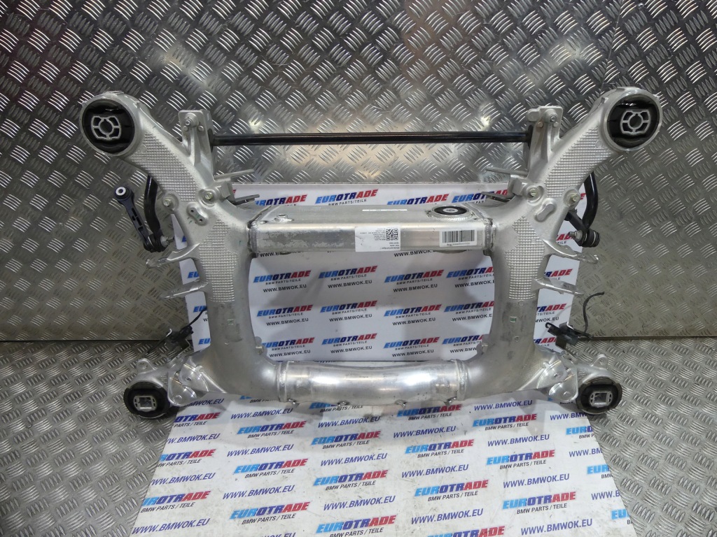 фото №1, Bmw 5 g30 підрамник балка задня стабілізатор 6861201 6861459