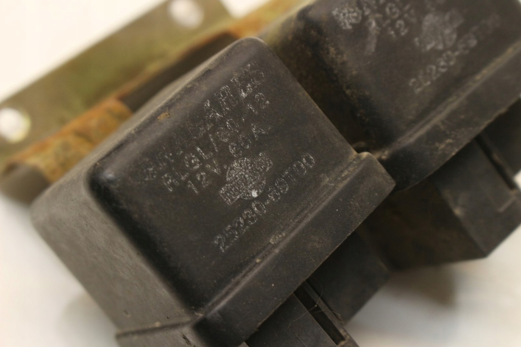 фото №7, Реле свеча накаливания 25230-69t00 nissan cabstar 3.0