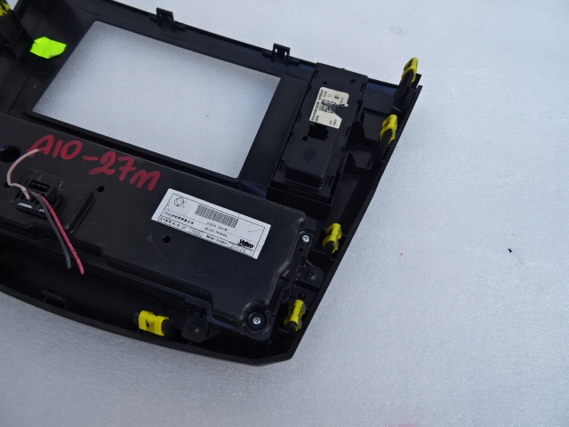 фото №9, Renault kadjar рамка панель радіо кондиціонер 681043286r