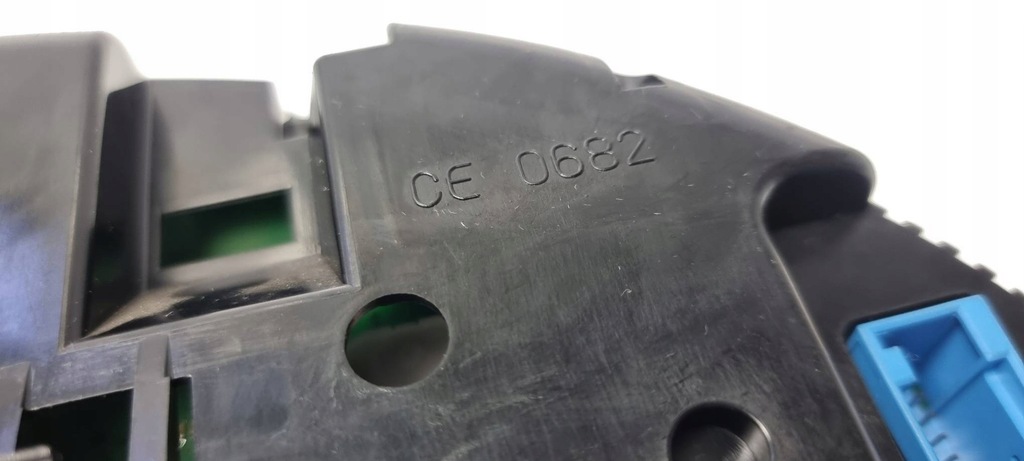 фото №8, Счетчик приборная панель 8e0920950j audi a4 b6