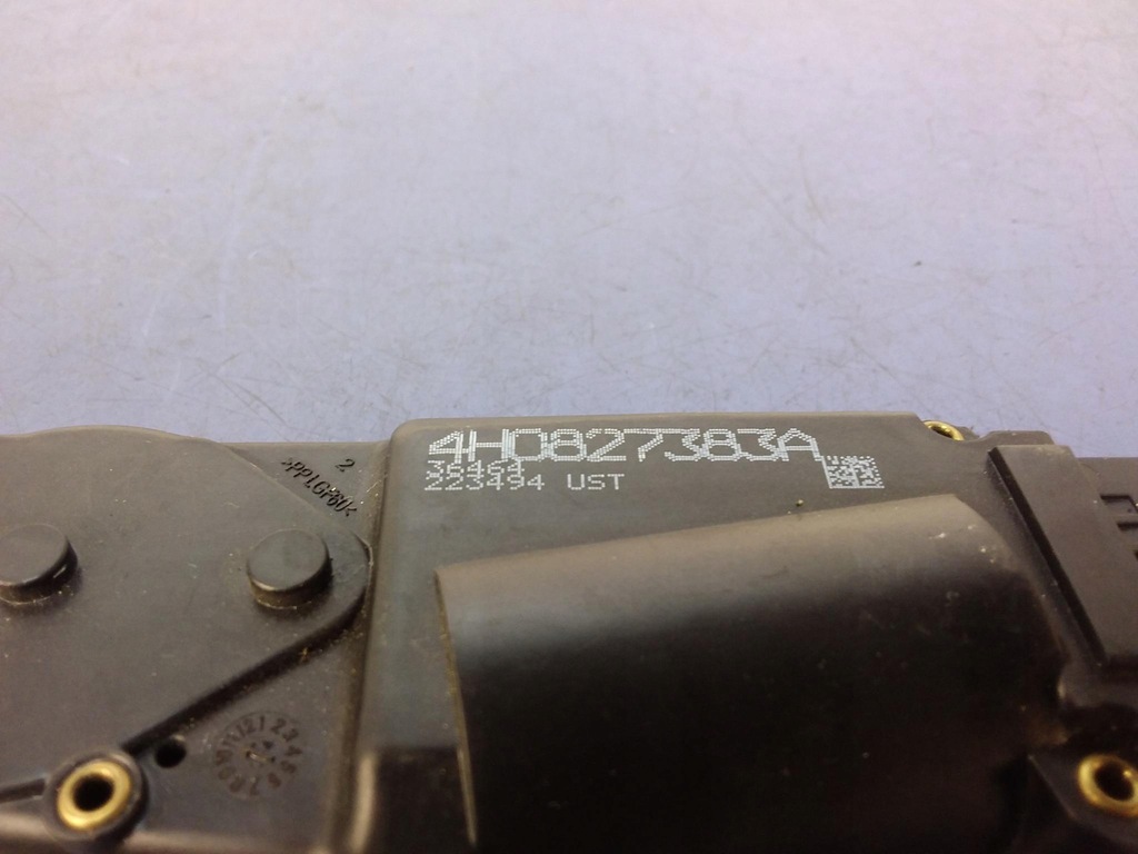 фото №4, Audi a8 d4 замок доводчик задний крышки 4h0827383a