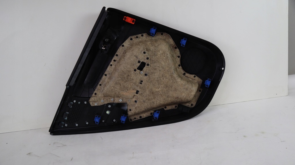 фото №8, Volvo xc40 обшивка двері правий задня 31407710