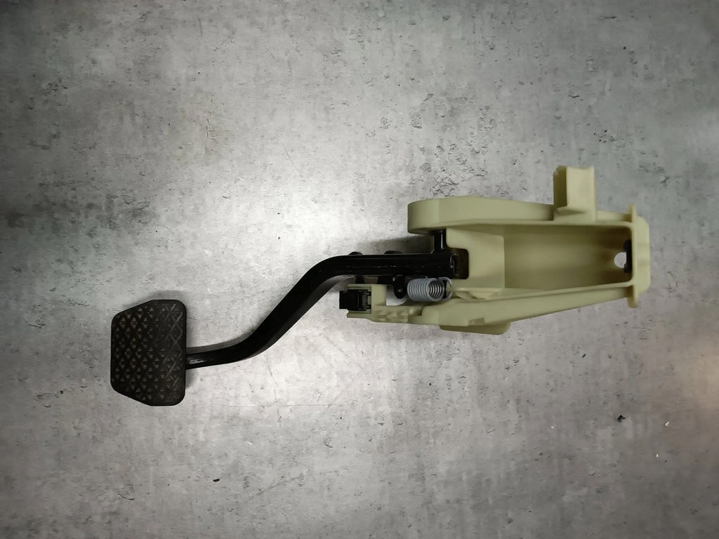 фото №1, Bmw x3 f25 педаль тормоза