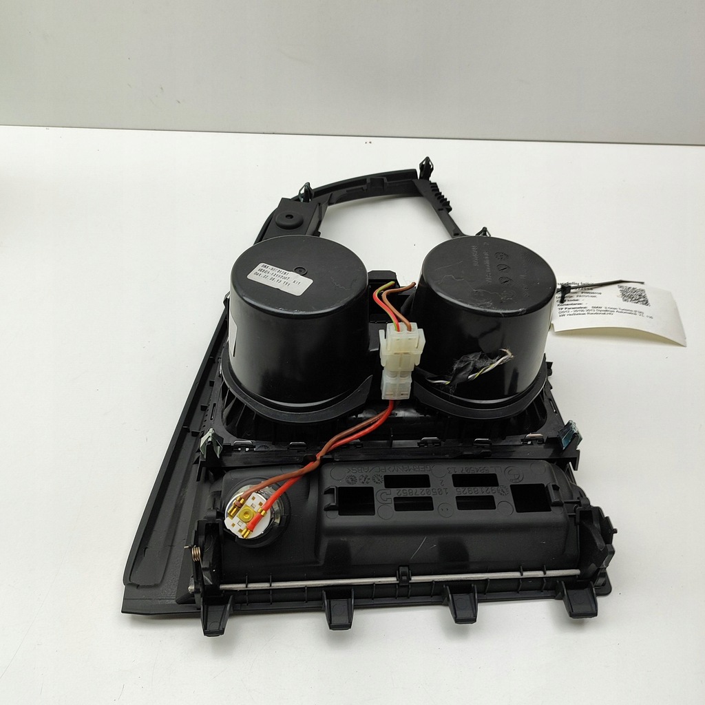 фото №5, Bmw 3 gt f34 2013 кронштейн na кружка панели приборной панели