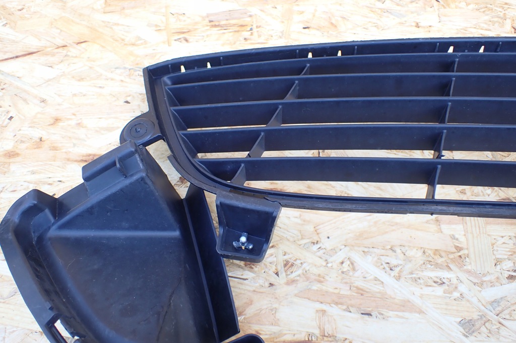 фото №10, Dacia dokker lodgy повітропровід повітря решітка радіатора абсорбер балка перед 2012-