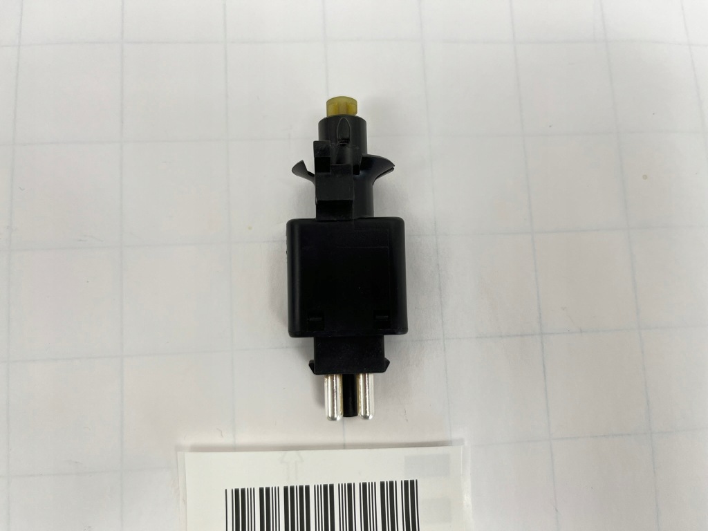 Купить Датчик выключатель кнопка света стоп mercedes w124 w201 190 0005457709