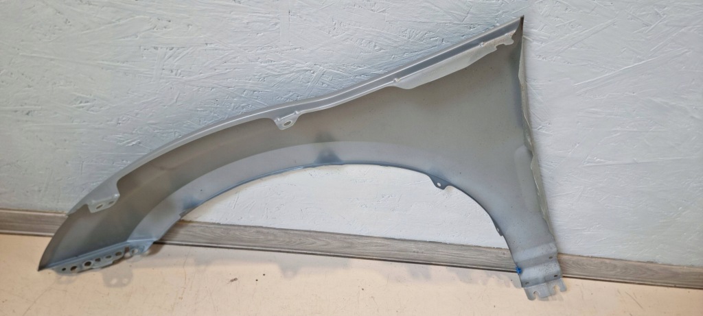 Крыло  перед правый  volvo ex30 Киев