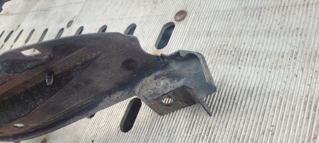 фото №4, Подкрылок левая передние forester ii lift 05-08 2.0