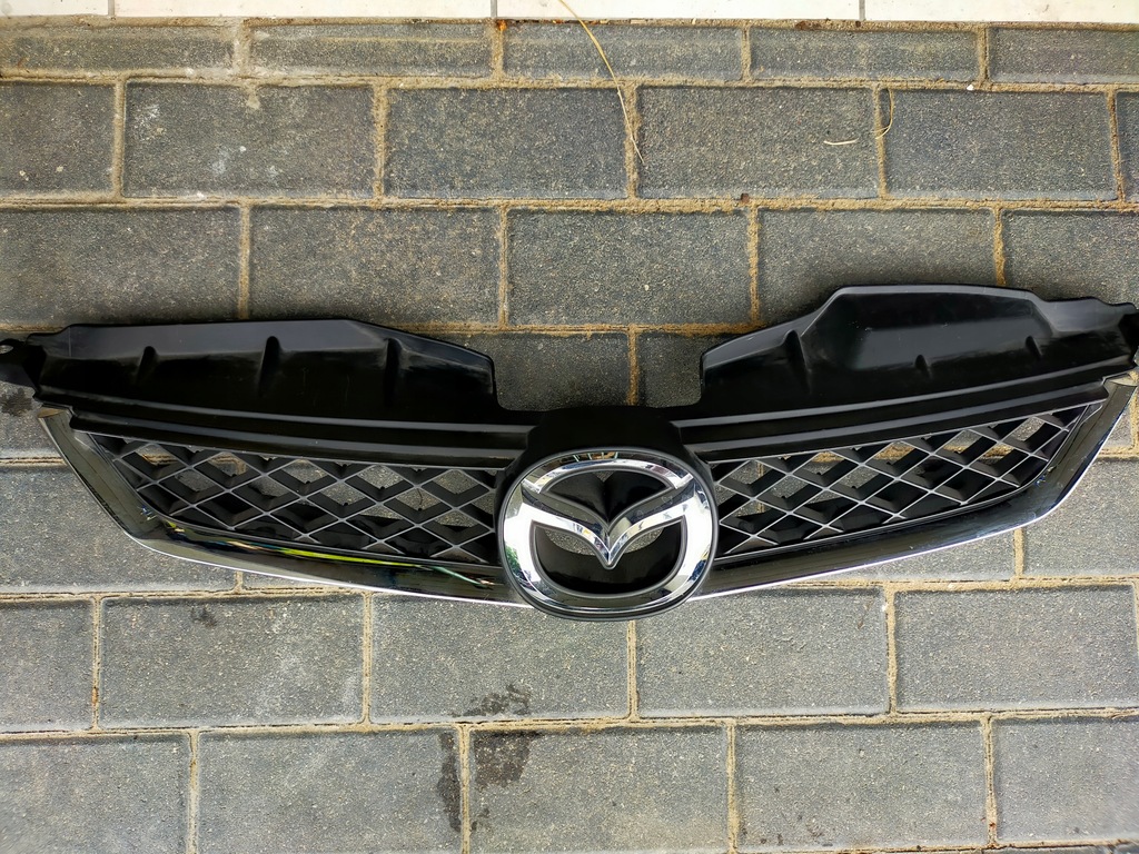 фото №1, Mazda 5 05-07 решётка радиатора решётка радиатора оригинал
