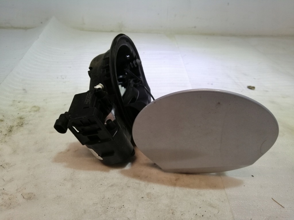 Купити Opel adam кришка заливної пального оригінал колір