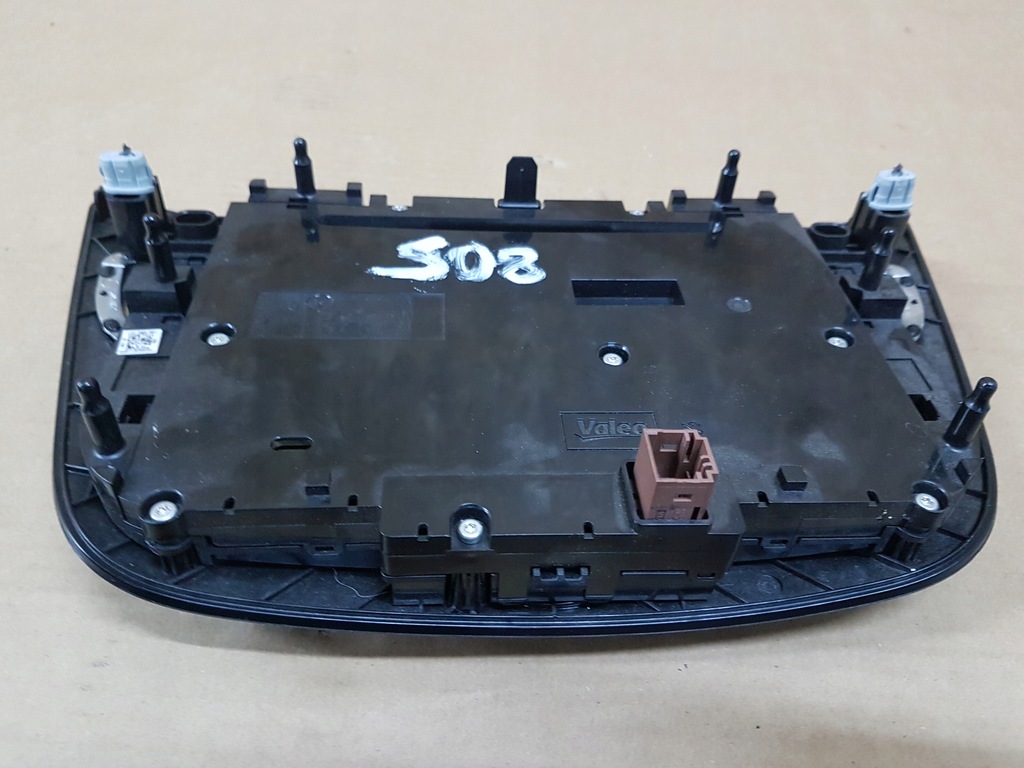 фото №6, Peugeot 508 i панель керування кондиціонера