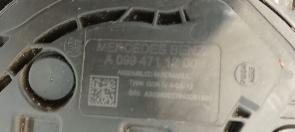 Купити Бак adblue з насос mercedes e-klasa 213 a2476203301 a0994711200 оригінал