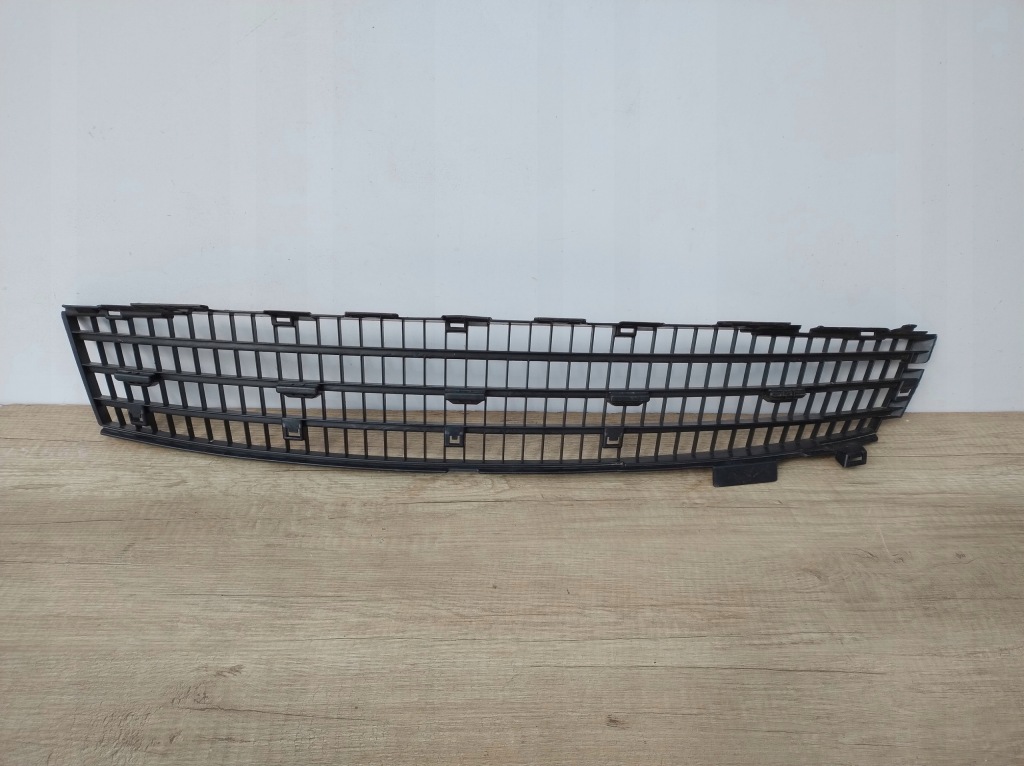 Купить Renault clio 3 3 05-09 год нижняя решётка бампера средняя k142/015