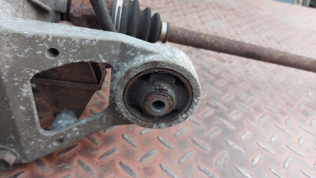 фото №3, Дифференциал дифференциал мост задняя задний lexus is220 05-