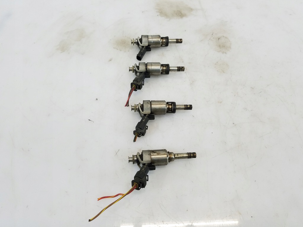 фото №1, Інжектор audi a5 8t 1.8 tfsi 06h906036h