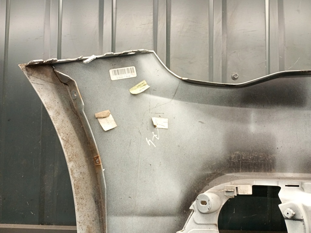 8x0807437 уголок бампера ewy перед audi a1 белый Цена