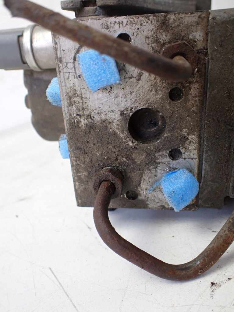 фото №4, Насос abs chevrolet corvette c5