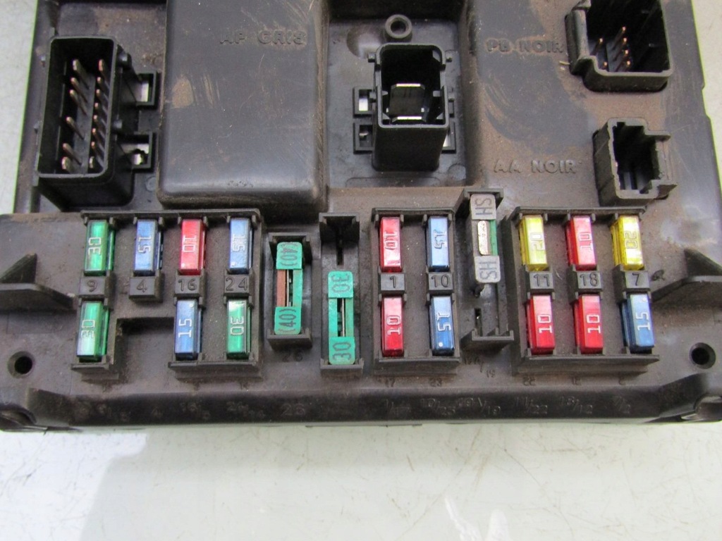 фото №11, 307 2.0 hdi 05r модуль bsi коробка запобіжників 9651197680 9651196980