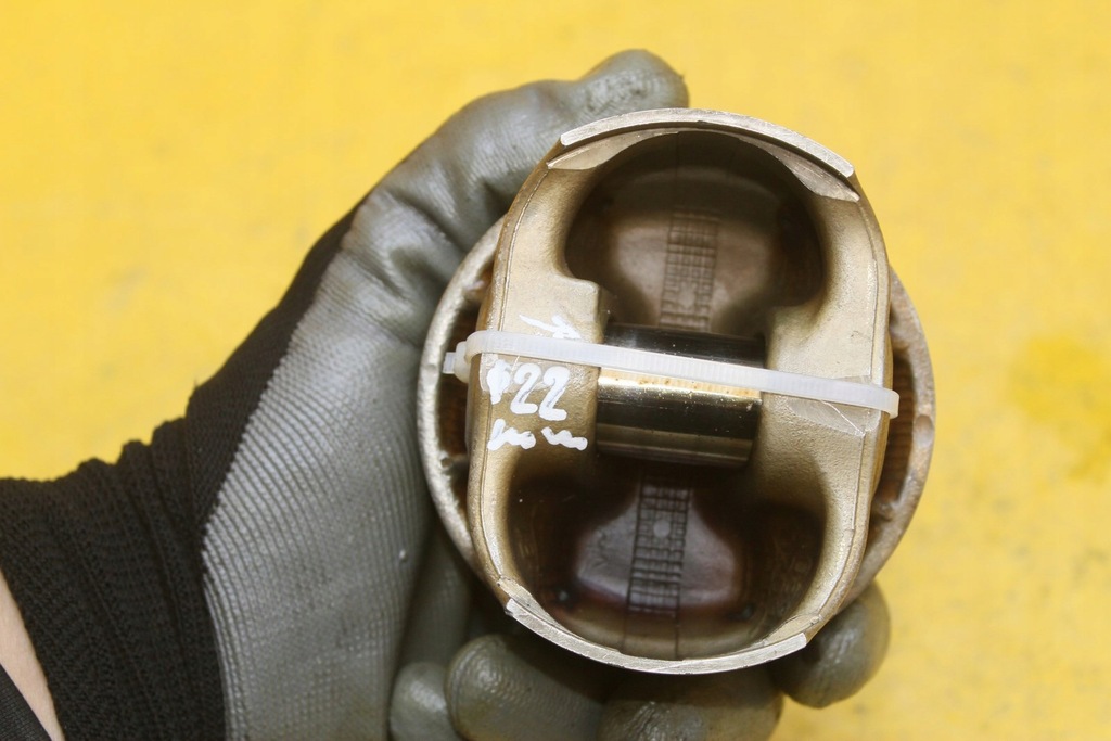 фото №5, Поршень поршні bmw x5 x6 f10 4.4 bt n63b44a 089 203