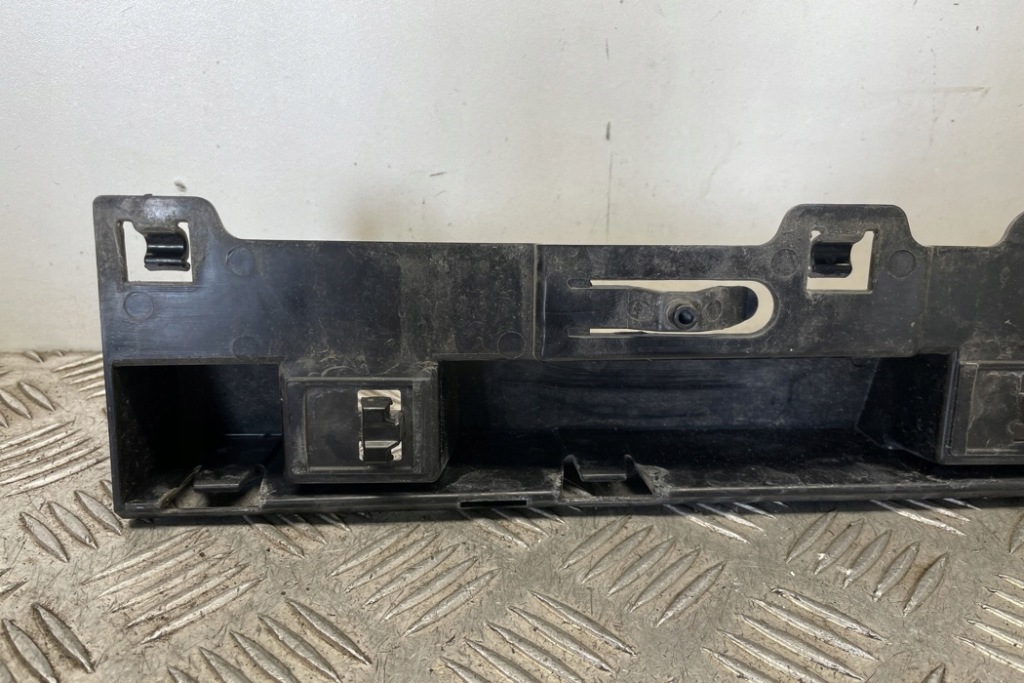 фото №9, Задние правое кронштейн порог bmw 4 gran coupe f36 7320206 3.0l дизель