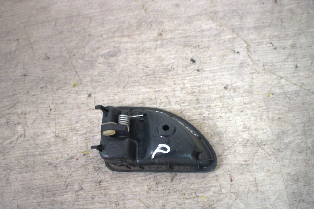 фото №2, Ручка внутренняя правый перед renault kangoo