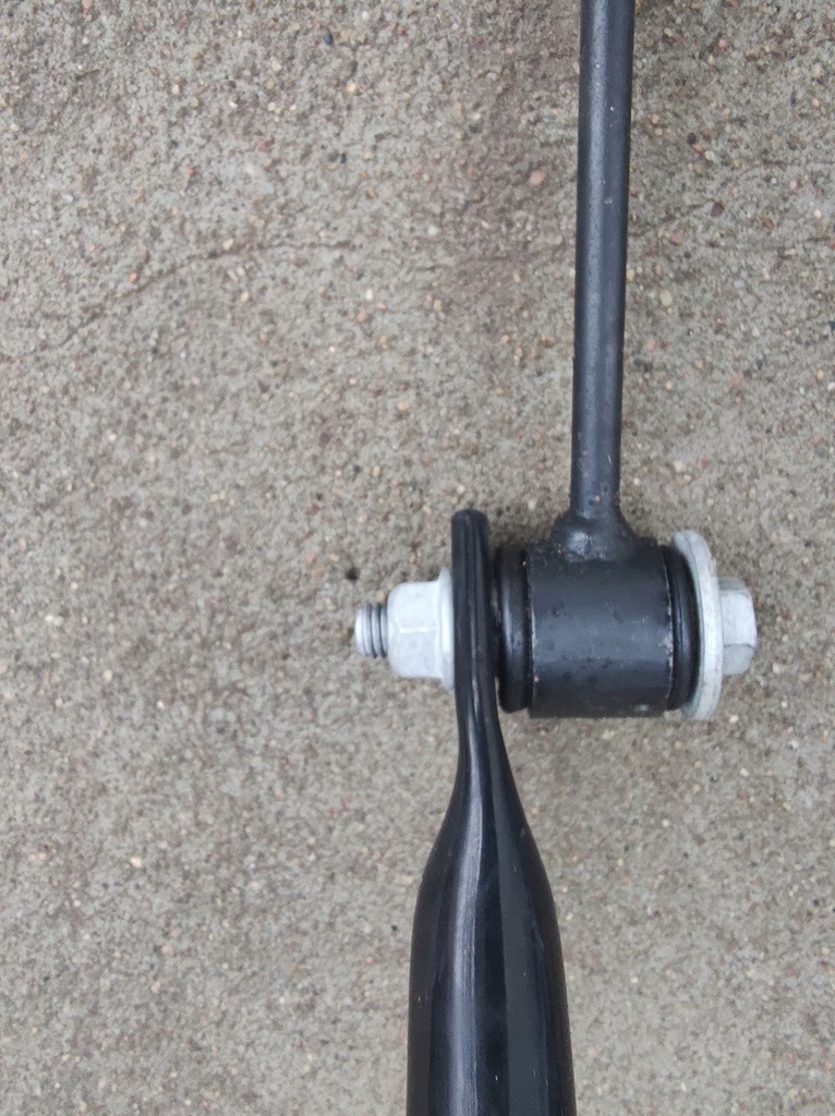 фото №5, Dodge challenger hellcat тяга стабилизатора