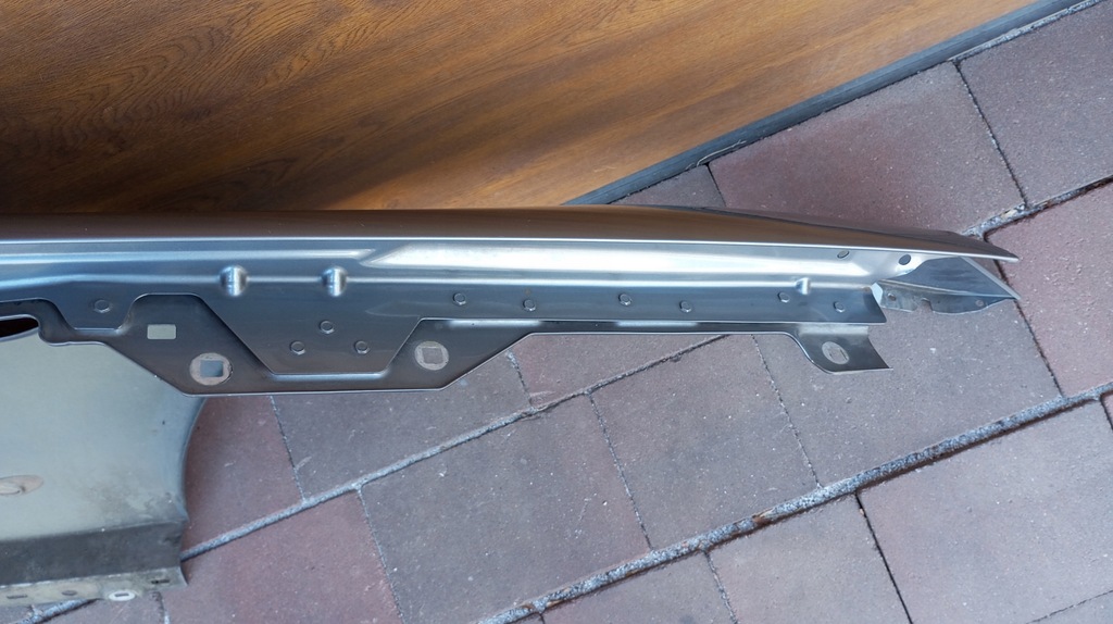 фото №6, Mercedes slk iii r172 2011 ---передний крыло перед r172