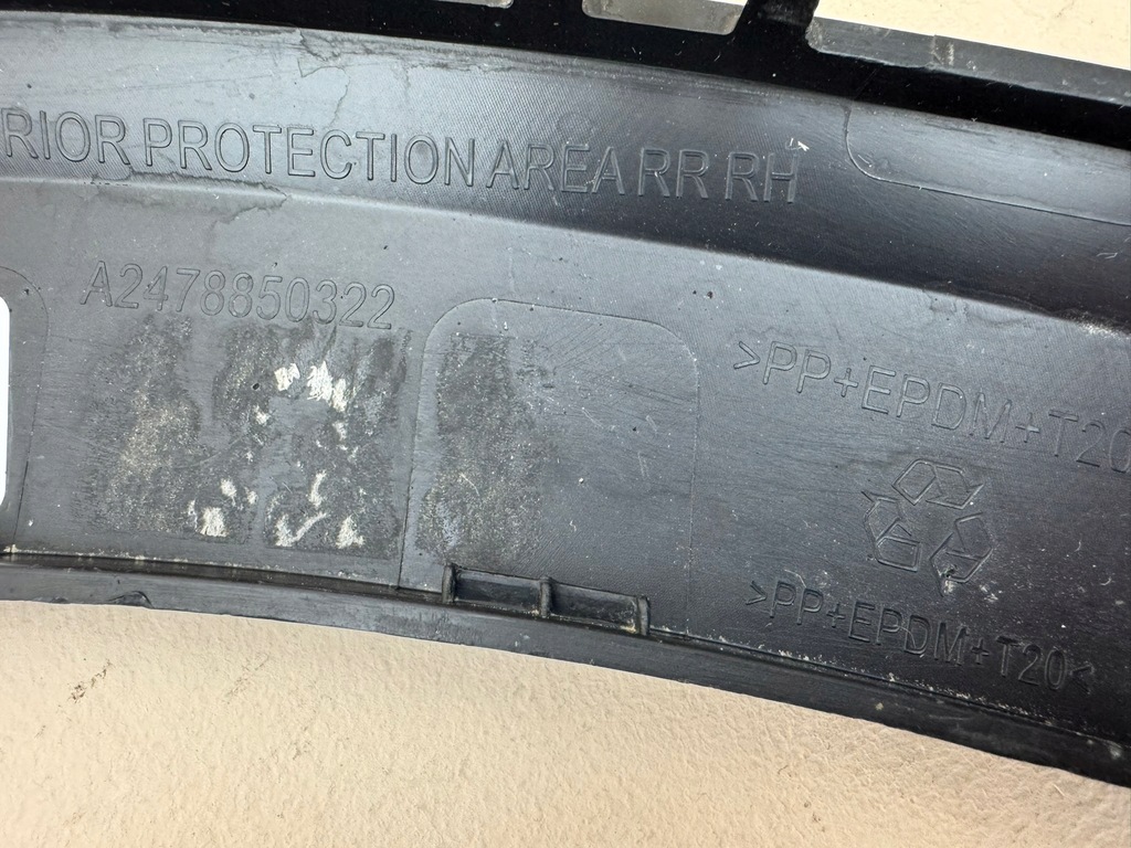 фото №16, Mercedes glb x247 19r- молдинг крила правий задня права a2478850322