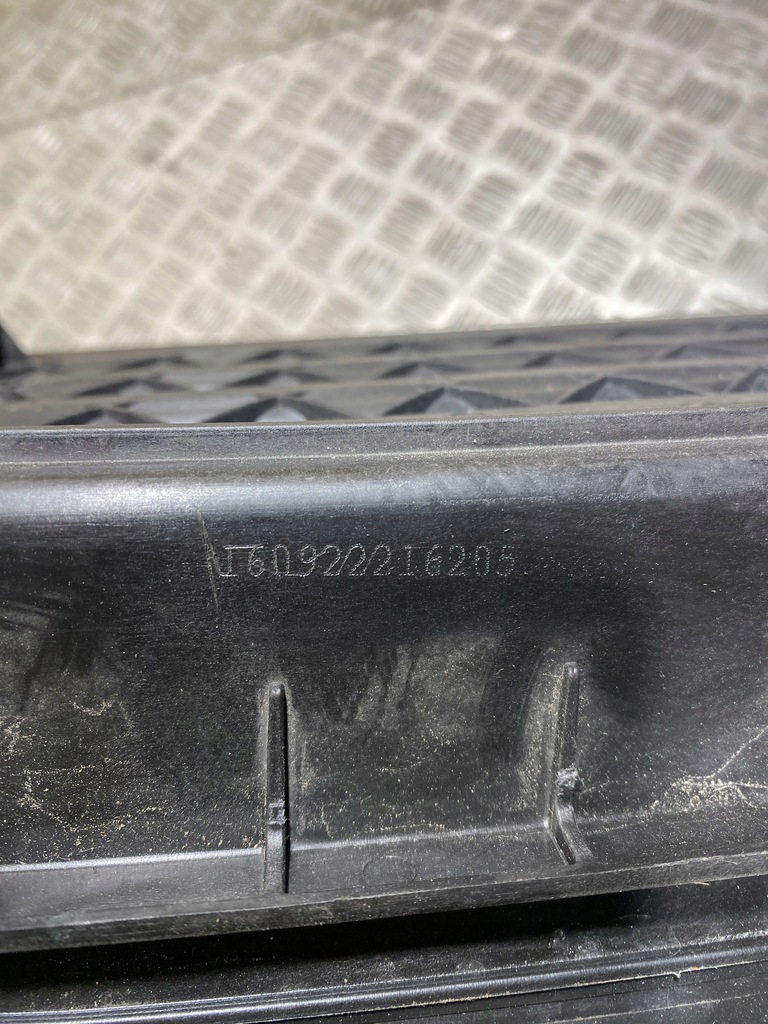 фото №12, Volvo xc90 2018 направляющая воздуха интеркулер