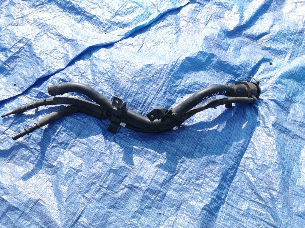 фото №1, Заливная горловина топлива труба, hyundai santa fe iv 2.0 дизель