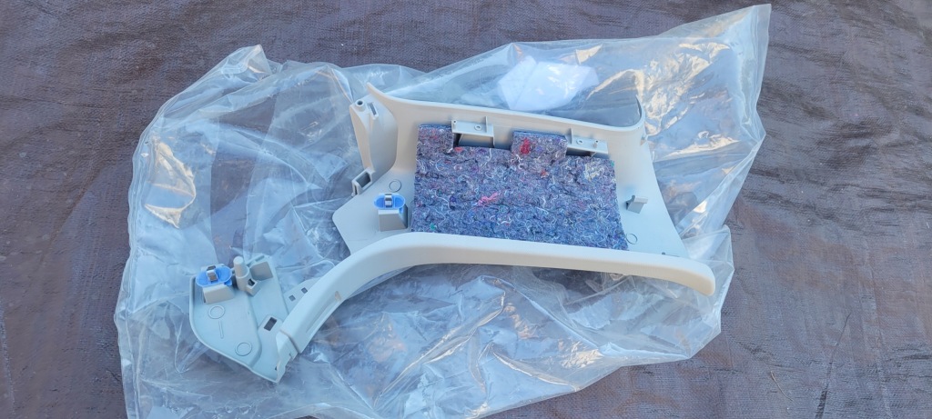 фото №2, Защита стойка правый задняя renault laguna iii kombi