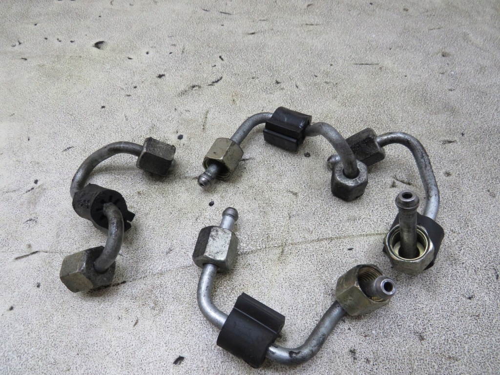 Трубка шланг топлива octavia iii 3 2.0 tdi с Разборки