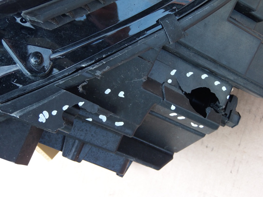 фото №12, Лампа led лівий перед пошкоджена vw tiguan 5nb941035d