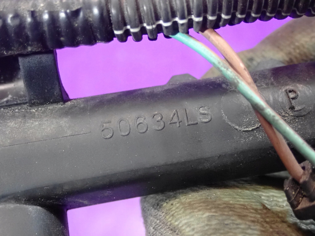 фото №10, Renault fluence 13-17 lift 1.6 111km молдинг впрыскная h132259