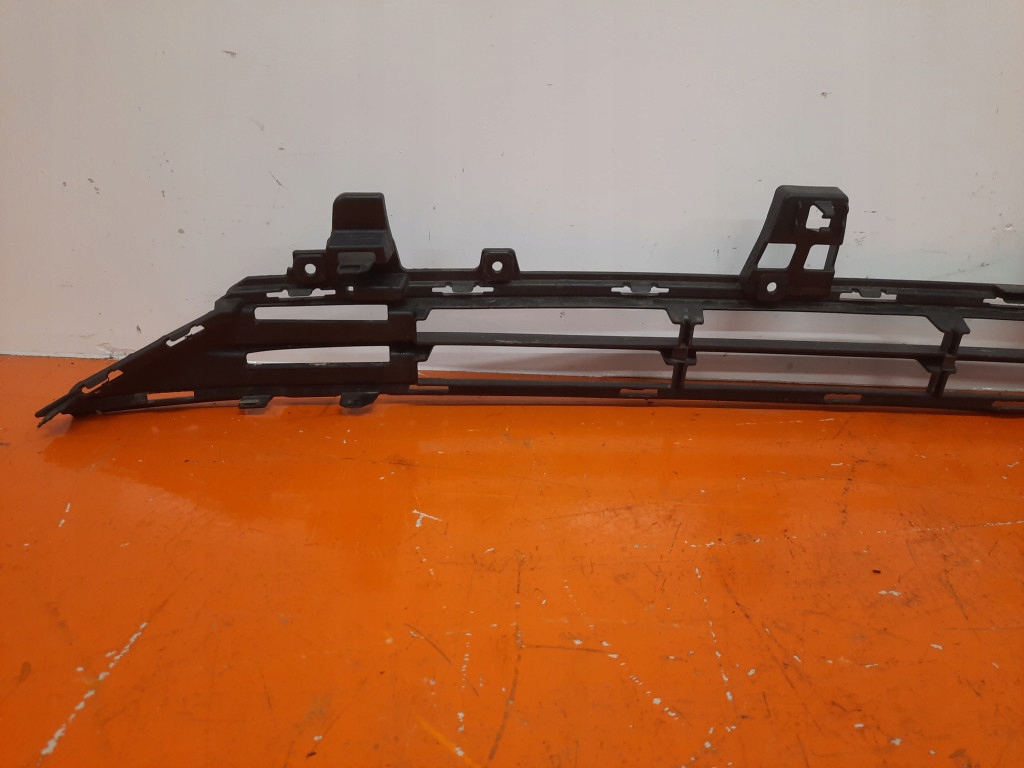 фото №6, Volvo s90 lift 20- решётка бампера средняя 32345376