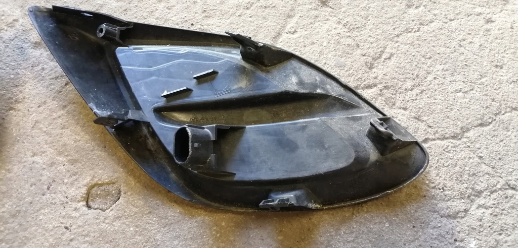 фото №6, Mazda 2 10-14 решітка бампера dr6250c21